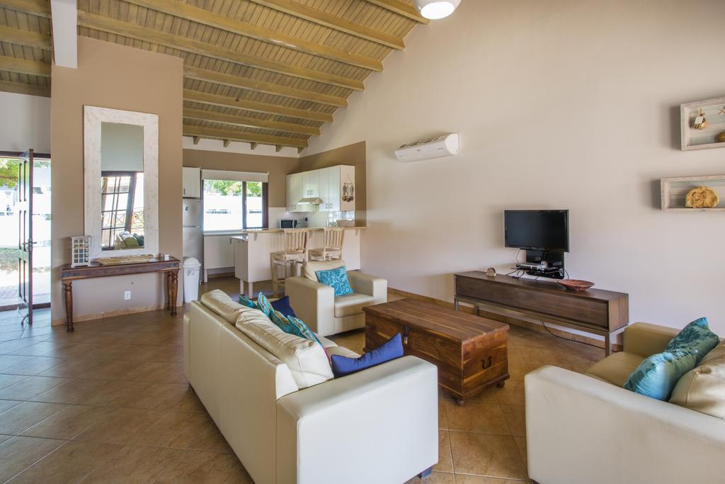 Blue Bay Bungalows Exterior foto